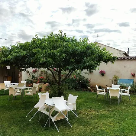 Don Camino ホステル Villalcázar de Sirga